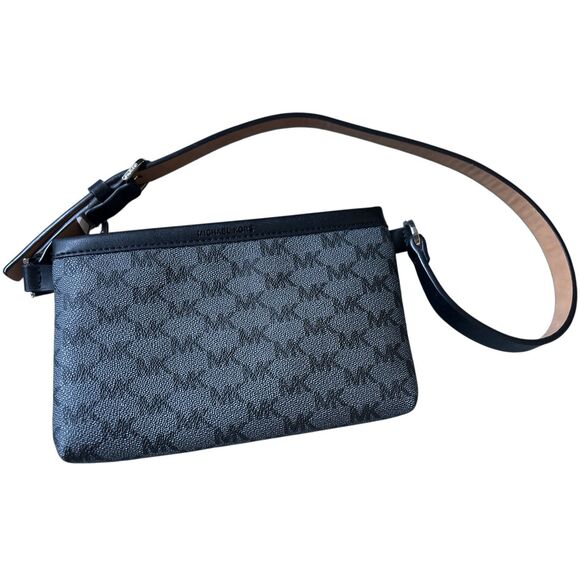 Michael Kors Jet Set Logo Belt Bag Crossbody Waist Pack Black MK Monogram New - Picture 1 of 2